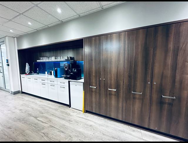 574M² OFFICE TO LET IN WOODMEAD